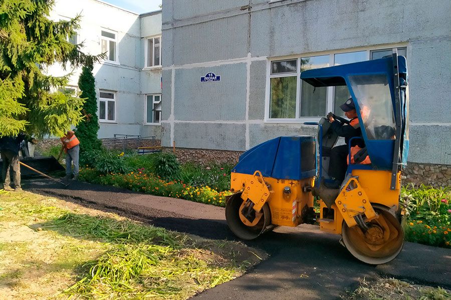 31.08 08:00 В Ульяновске ремонтируют дворы и дороги на 23 улицах