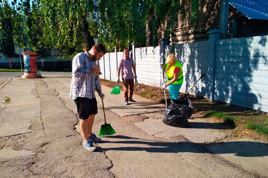 27.08 08:00 В субботнике приняли участие почти четыре тысячи ульяновцев