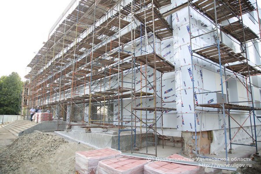 10.09 09:00 В Ульяновске продолжается реконструкция здания Дворца культуры «УАЗ»