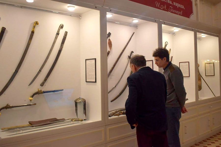 24.11 16:00 Более 120 экспонатов представлено на выставке «История оружия. Оружие в истории» в Ульяновском краеведческом музее