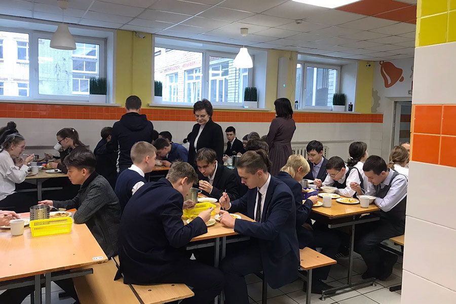 11.11 15:00 Ульяновские родители проверяют качество горячего питания в школах