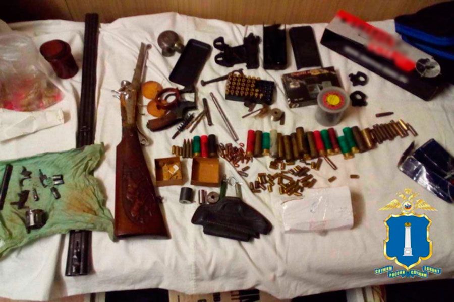 У разбойника из Ленинского района Ульяновска изъяли целый арсенал оружия