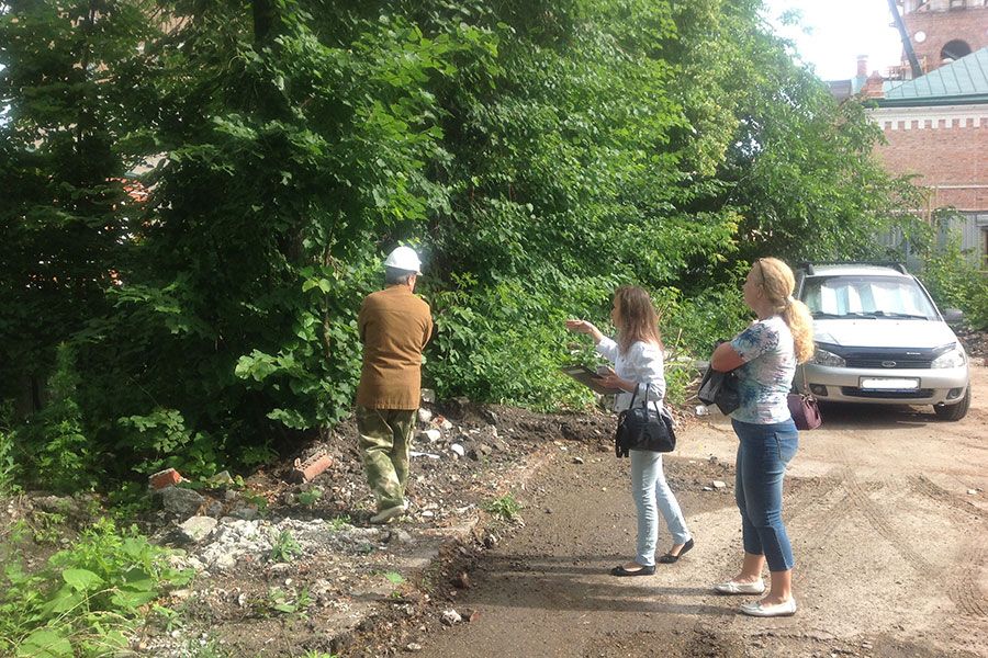 26.06 14:00 Территорию возрождаемого в центре Ульяновска Спасского женского монастыря озеленят