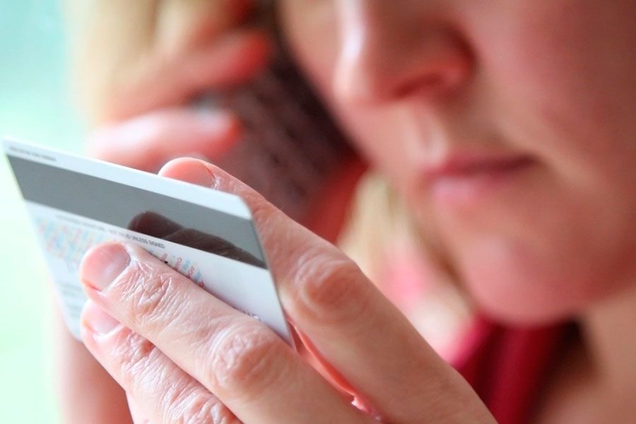 22.07 15:00 Девушка стала жертвой мошенников, польстившись на розыгрыш iPhone в соцсети