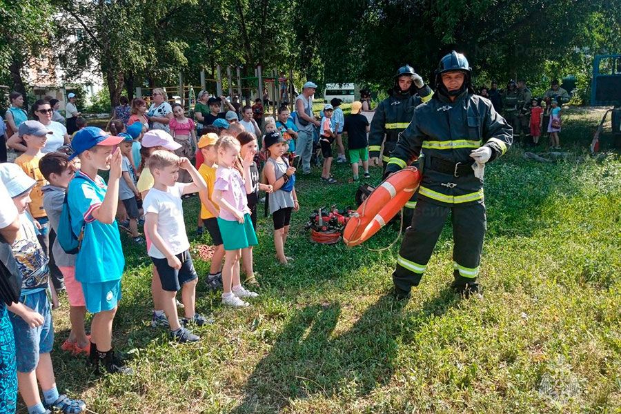 06.07 13:00 &quot;Лето во дворах&quot;: праздник пожарной безопасности для детей и взрослых